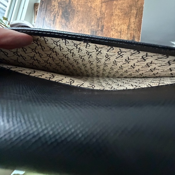 Yves Saint Laurent Black Leather Envelope Clutch - Vintage - Picture 8 of 13